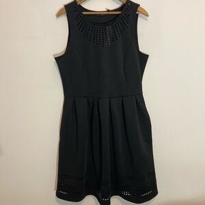 APT9 DRESS FIT & FLARE STRETCHY SLEEVELESS CUT OUT DETAIL PARTY BLACK SIZE L NWT